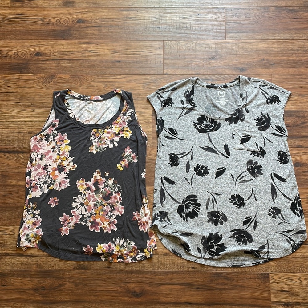 Set of 2 24/7 Maurice’s tank and tee size L